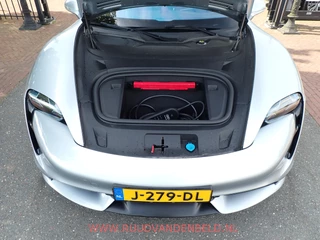 Porsche Taycan – thumbnail 46