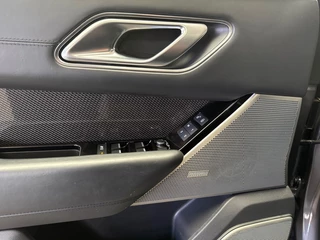 Land Rover Range Rover Velar – thumbnail 28
