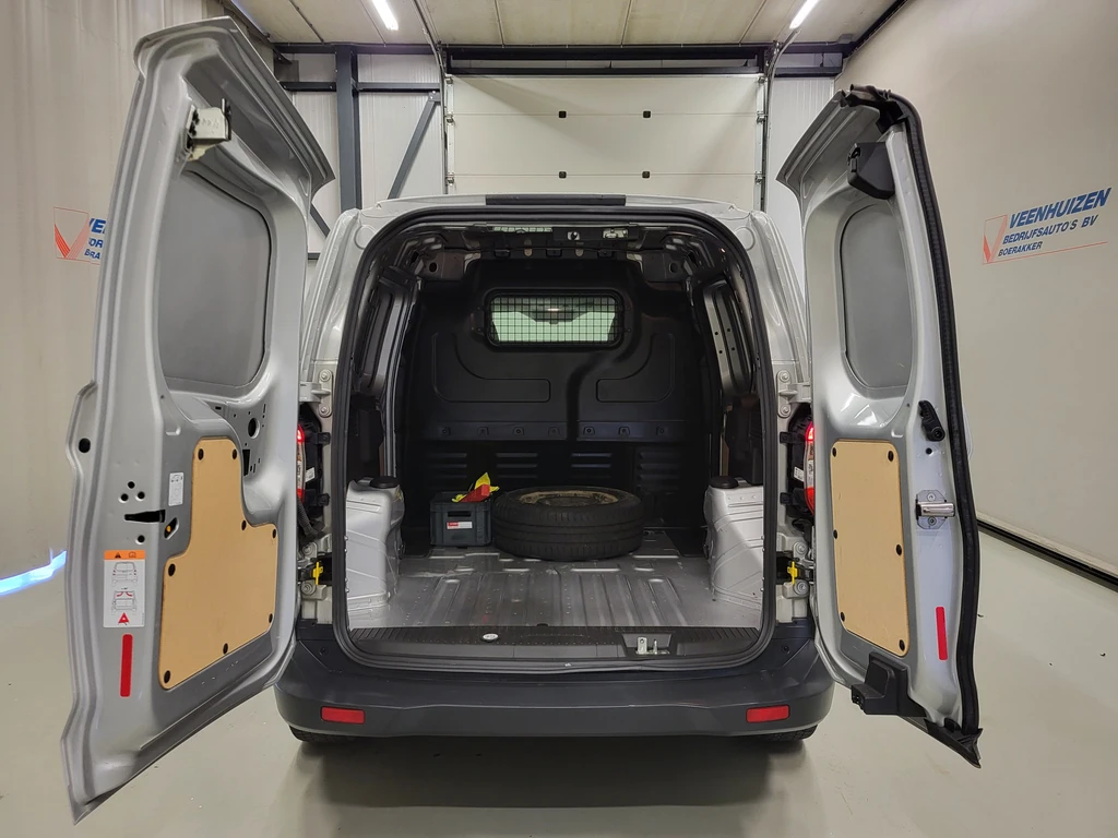 Ford Transit Courier – foto 9