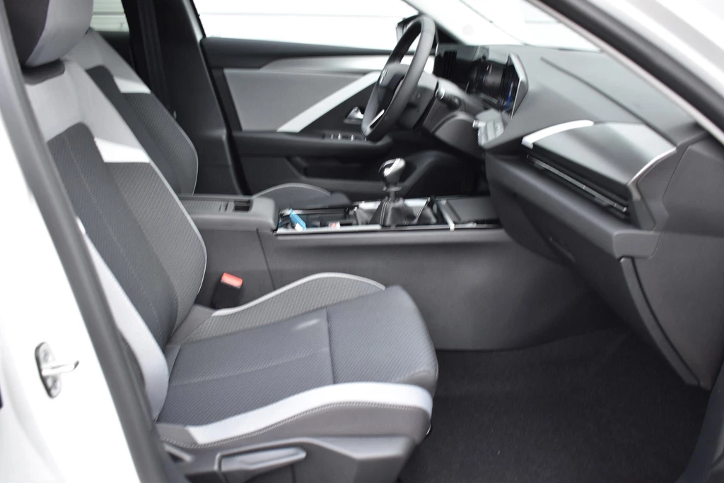 Opel Astra – foto 7