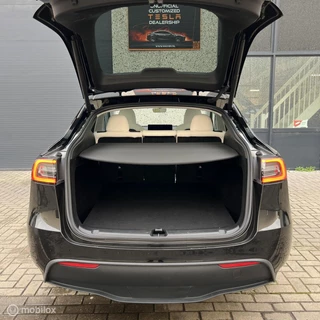 Tesla Model Y – thumbnail 19