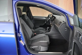 Volkswagen Golf – thumbnail 11