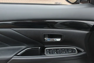 Mitsubishi Outlander – thumbnail 25