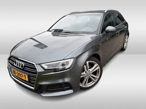 Audi A3 Sportback 1.0 TFSI Sport S Line Edition / Trekhaak / Navigatie / Parkeerhulp achter / Sportstoelen / Cruise Control / LED Koplampen