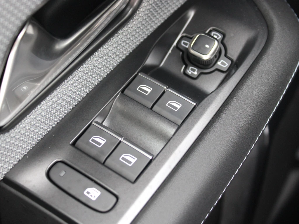 Opel Grandland – foto 17