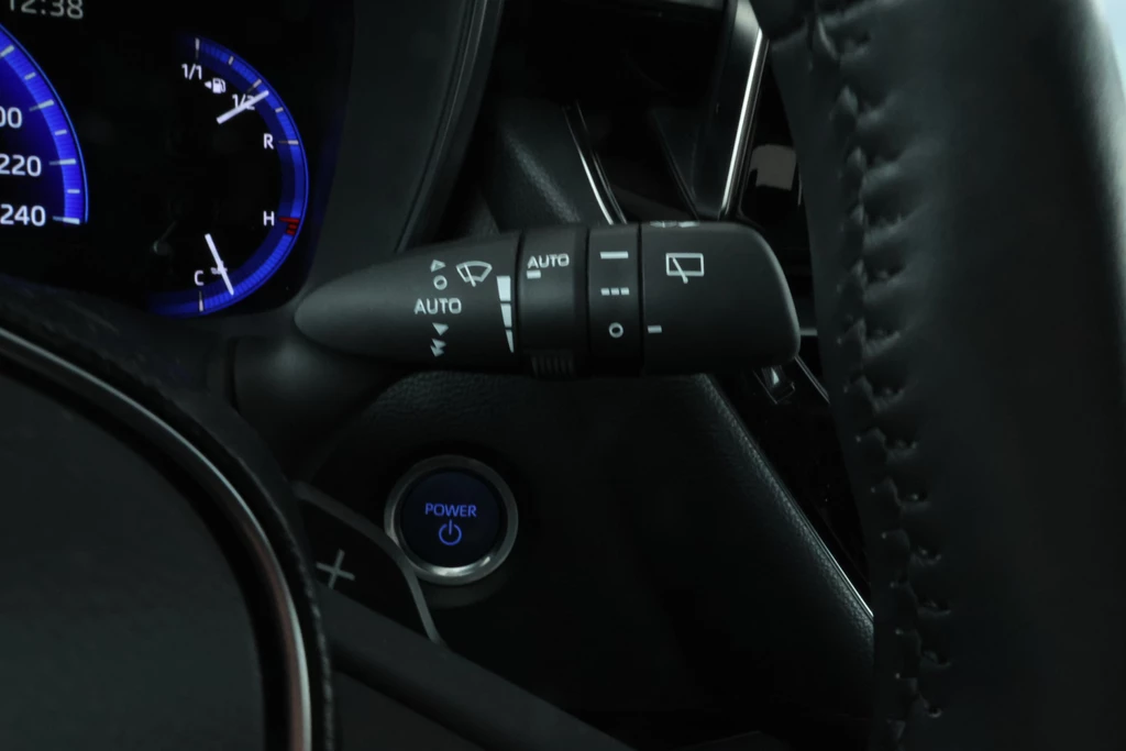Toyota Corolla Touring Sports – foto 24