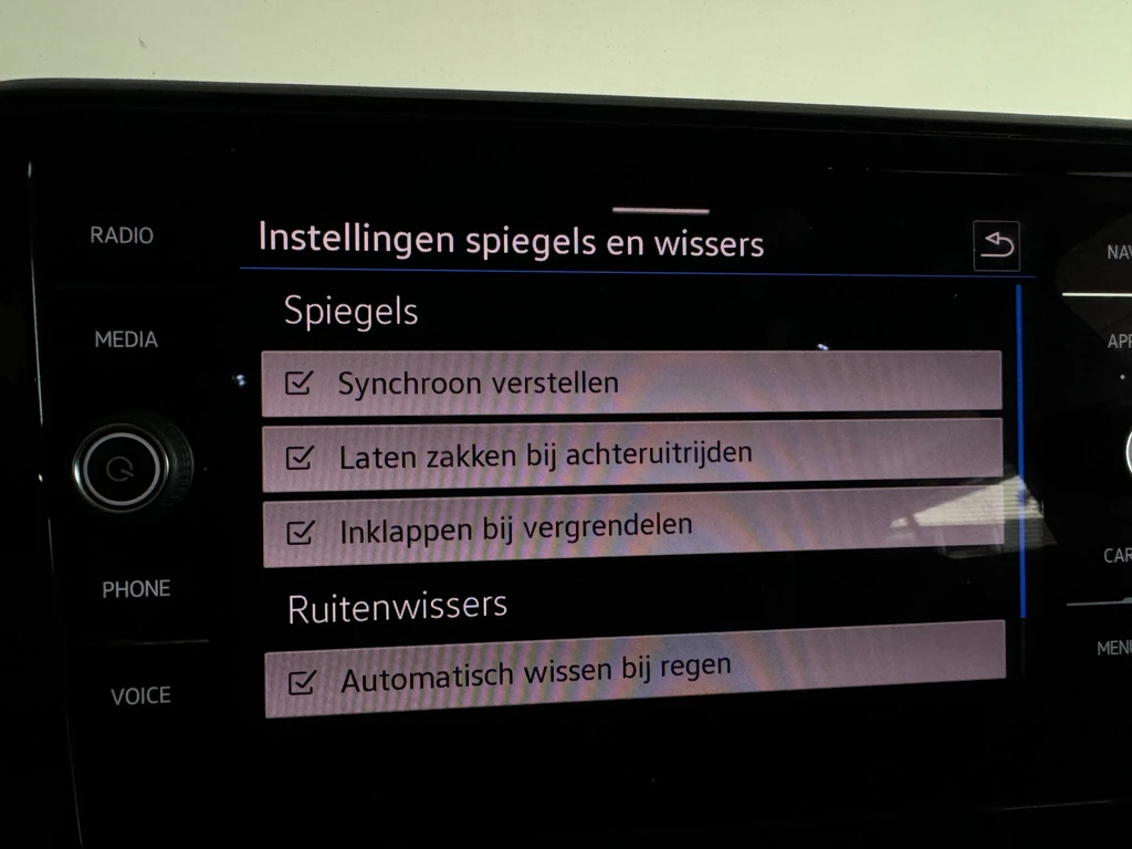 Volkswagen T-Roc – foto 26