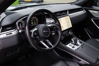 Jaguar F-PACE – thumbnail 4