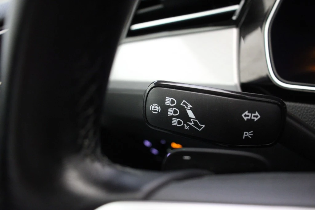 Volkswagen Passat – foto 23