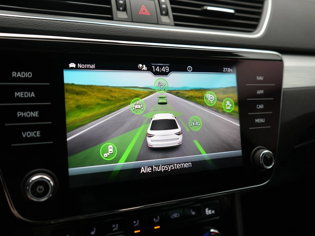 Škoda Superb – foto 30