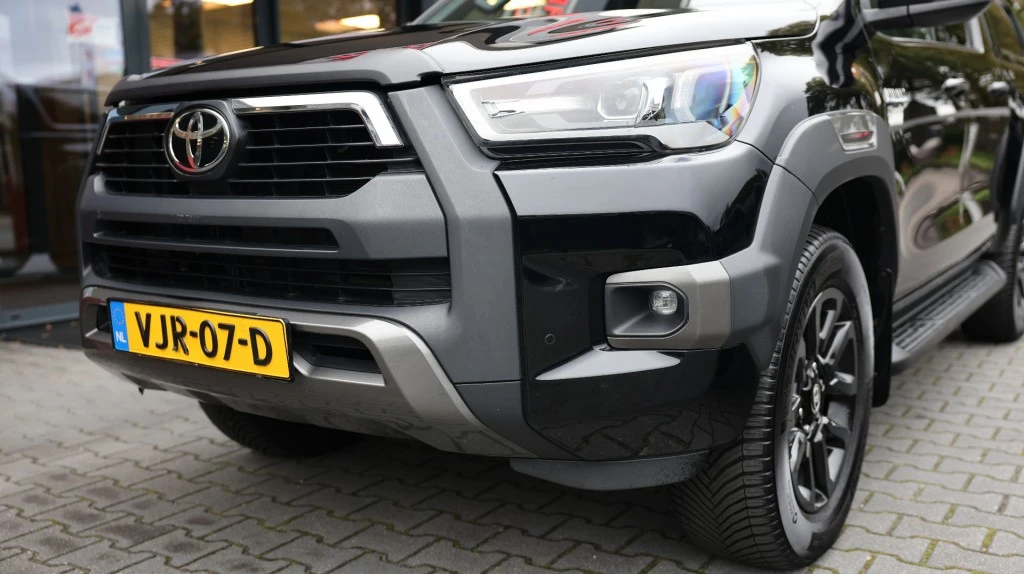 Toyota Hilux – foto 1