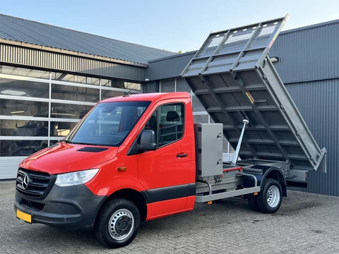 Mercedes-Benz Sprinter 514 2.2 CDI Kipper Airco Trekhaak 3500kg trekgewicht Telefoonverbinding 3-Persoons Gereedschapskist Kieper Open laadbak Bpm vrij voor particulier gebruik!!