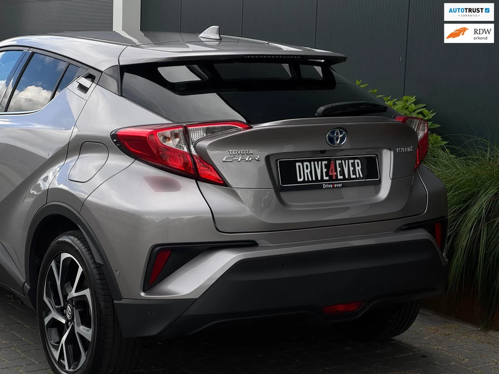 Toyota C-HR – foto 8