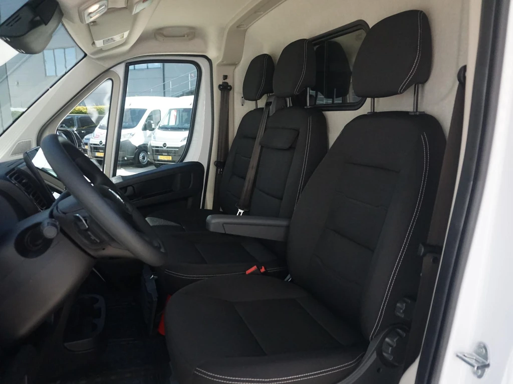 Opel Movano-e – foto 10