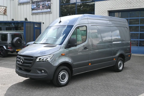 Mercedes-Benz Sprinter 317 CDI L2H2 Pro LED, Geveerde stoel, Navigatie met camera