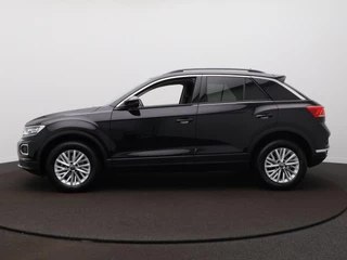 Volkswagen T-Roc – thumbnail 3