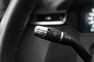 Land Rover Range Rover Velar – thumbnail 27