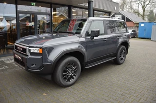 Toyota Land Cruiser – thumbnail 2