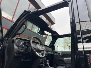 Jeep Wrangler – thumbnail 14