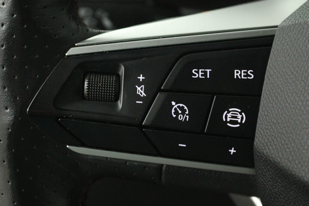 SEAT Leon – foto 17