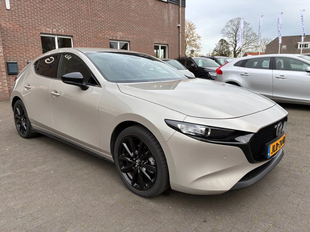 Mazda 3 – foto 7