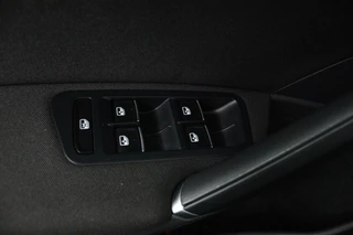 Volkswagen Golf – thumbnail 10