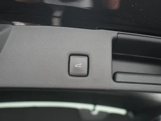 Ford Kuga – thumbnail 41