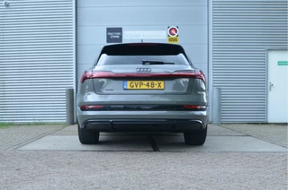Audi e-tron – thumbnail 2