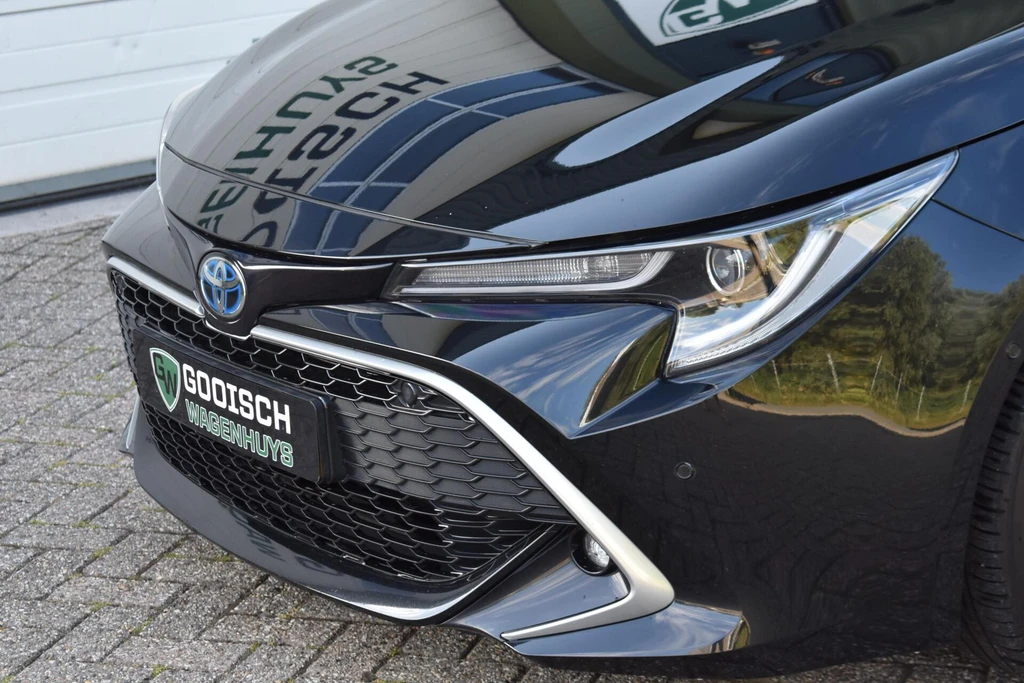 Toyota Corolla Touring Sports – foto 32