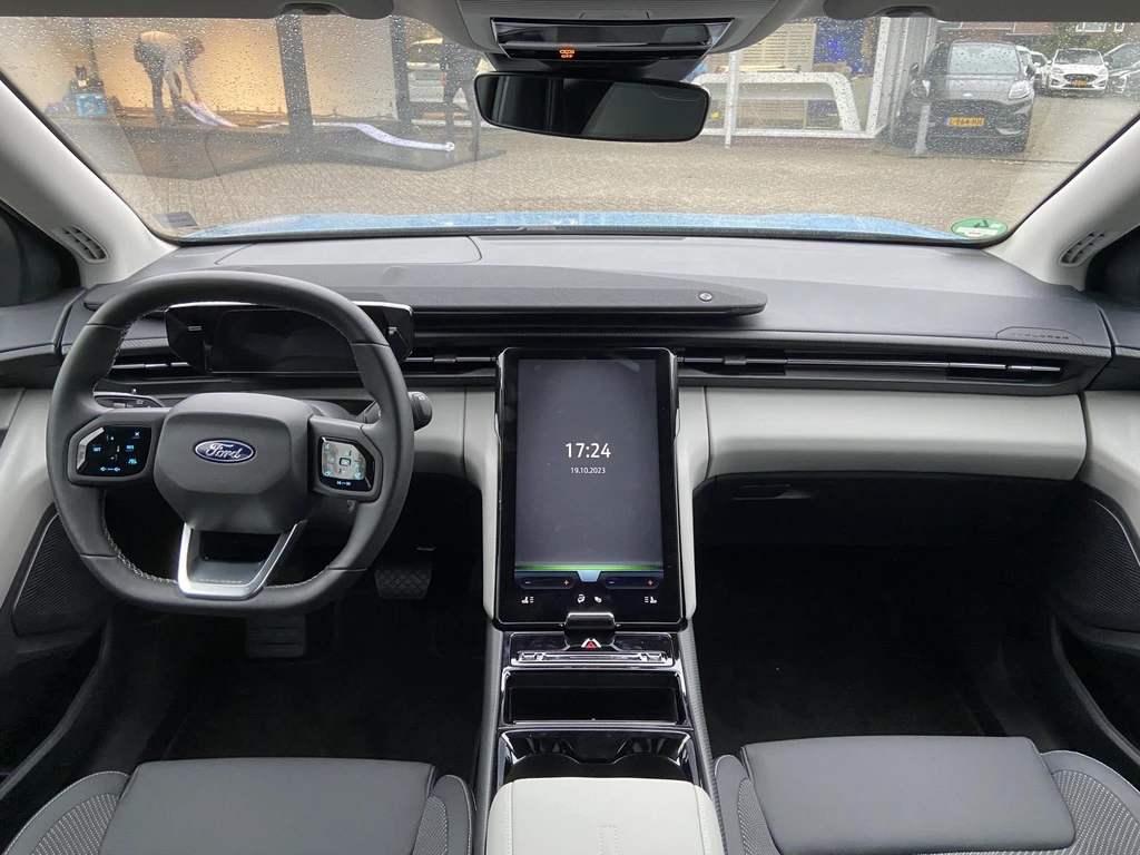 Ford Explorer – foto 11