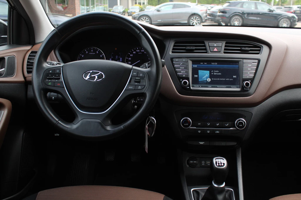 Hyundai i20 – foto 11
