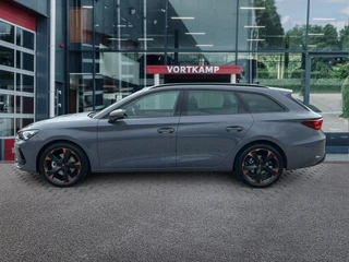 CUPRA Leon Sportstourer – thumbnail 2