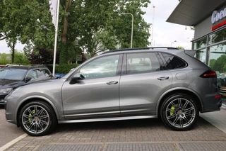 Porsche Cayenne – thumbnail 2