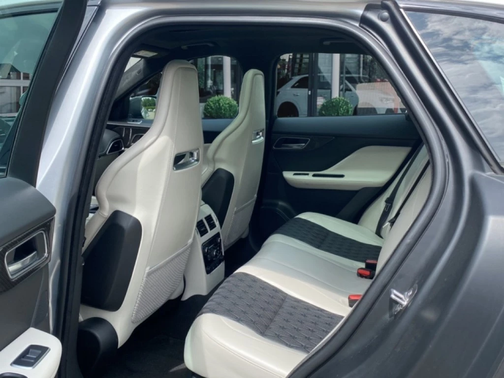 Jaguar F-PACE – foto 14
