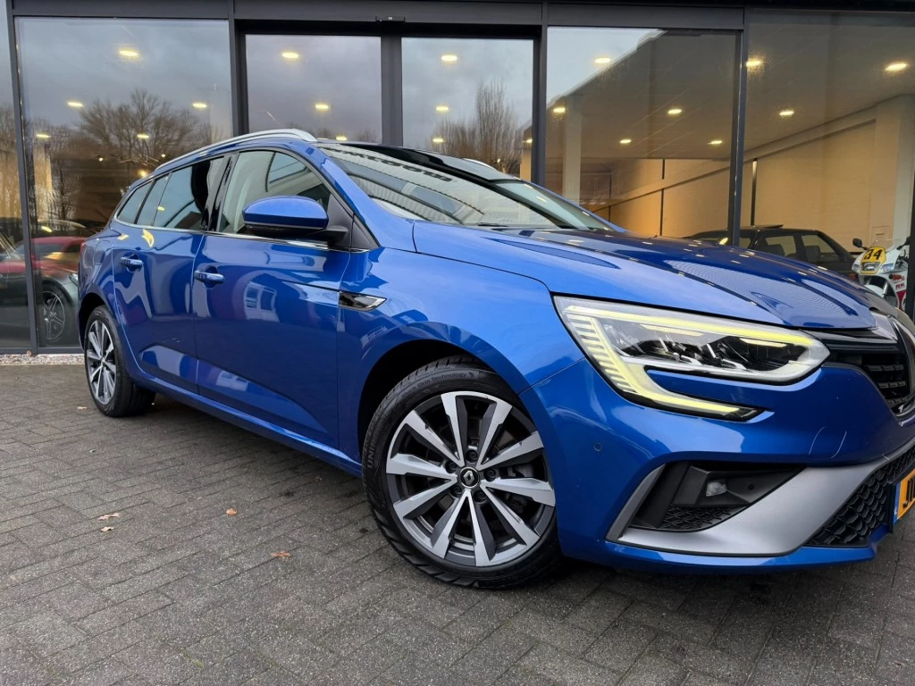 Renault Megane E-Tech – foto 11