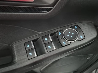 Ford Kuga – thumbnail 16