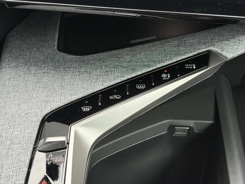 Peugeot e-5008 – foto 29
