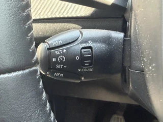 Peugeot 208 – thumbnail 32