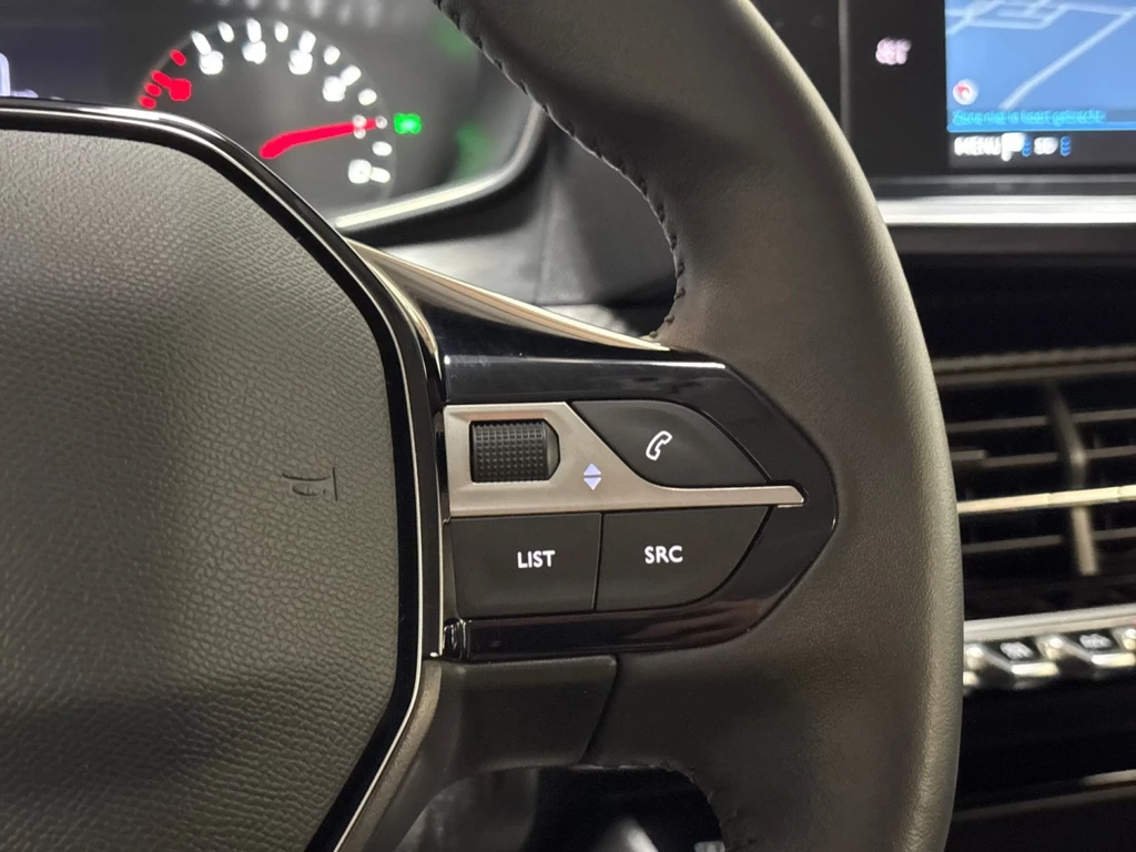 Peugeot 208 – foto 15