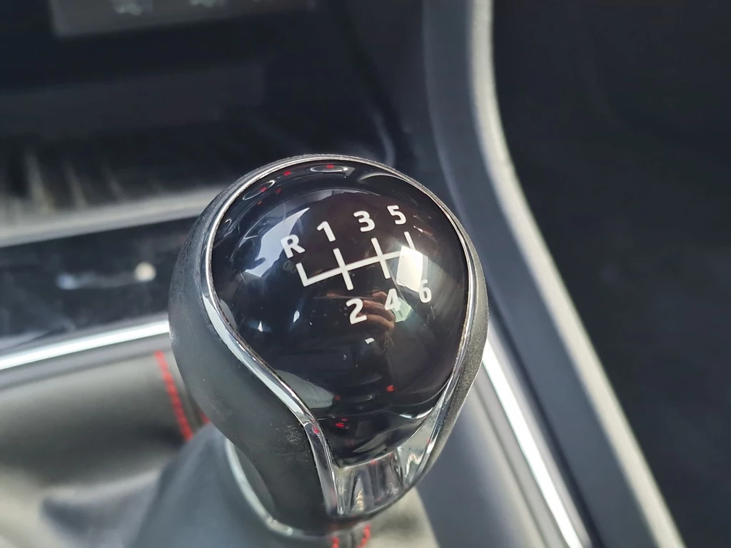 SEAT Leon – foto 29