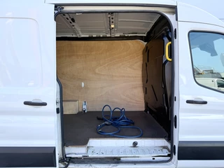 Ford E-Transit – thumbnail 13