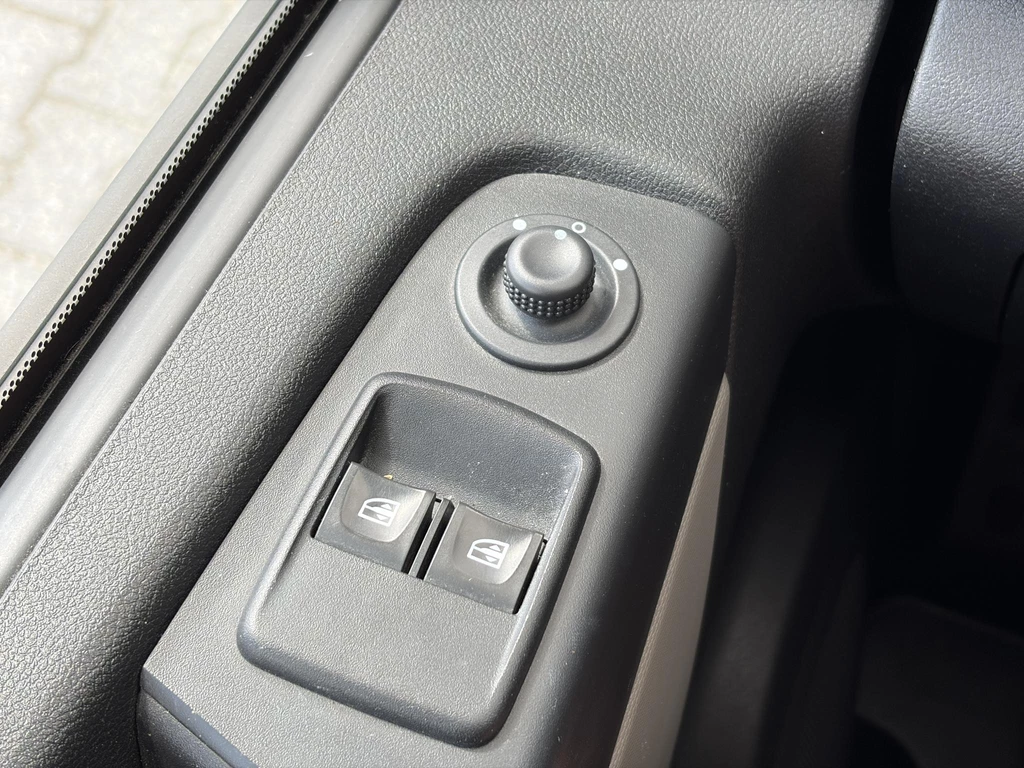 Renault Trafic – foto 30