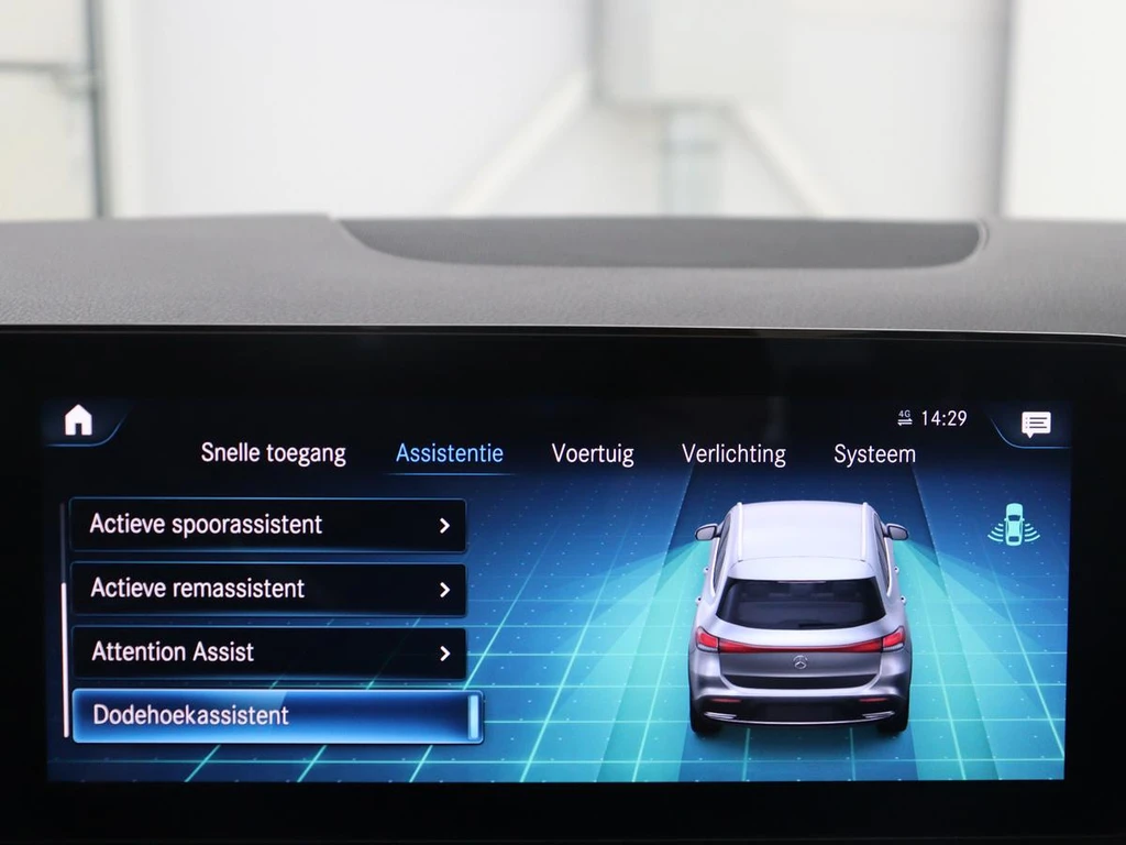 Mercedes-Benz EQA – foto 28