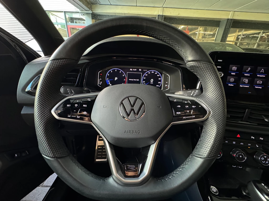 Volkswagen T-Roc – foto 12