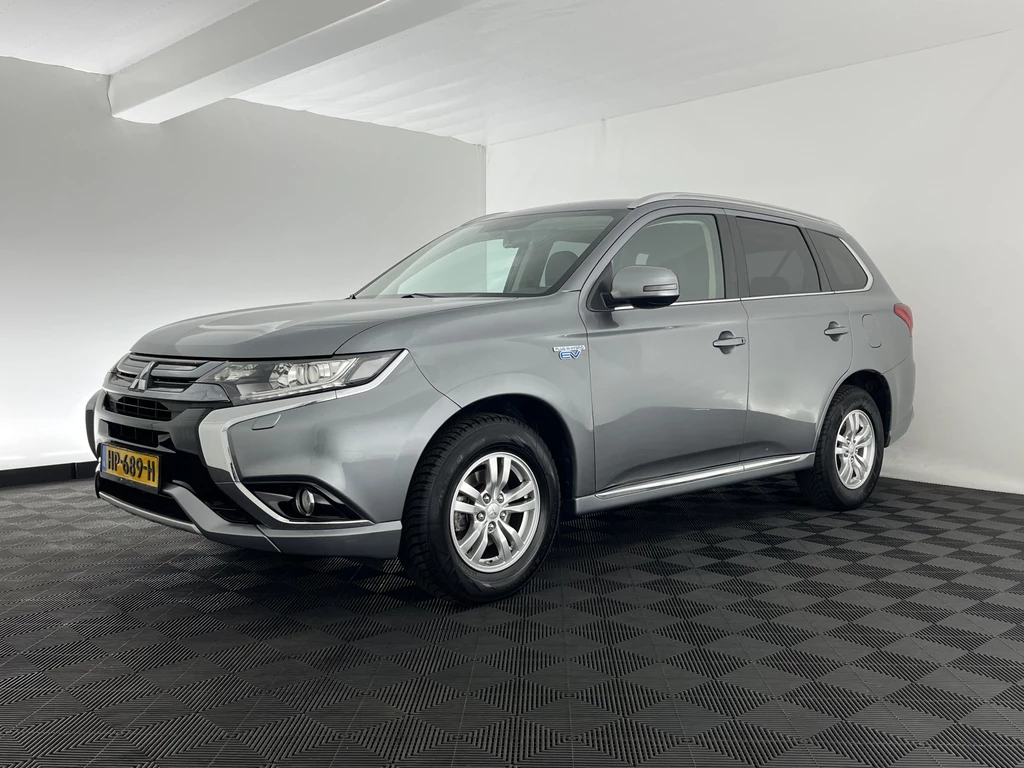 Mitsubishi Outlander – foto 1