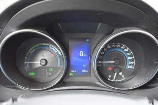 Toyota Auris – thumbnail 6