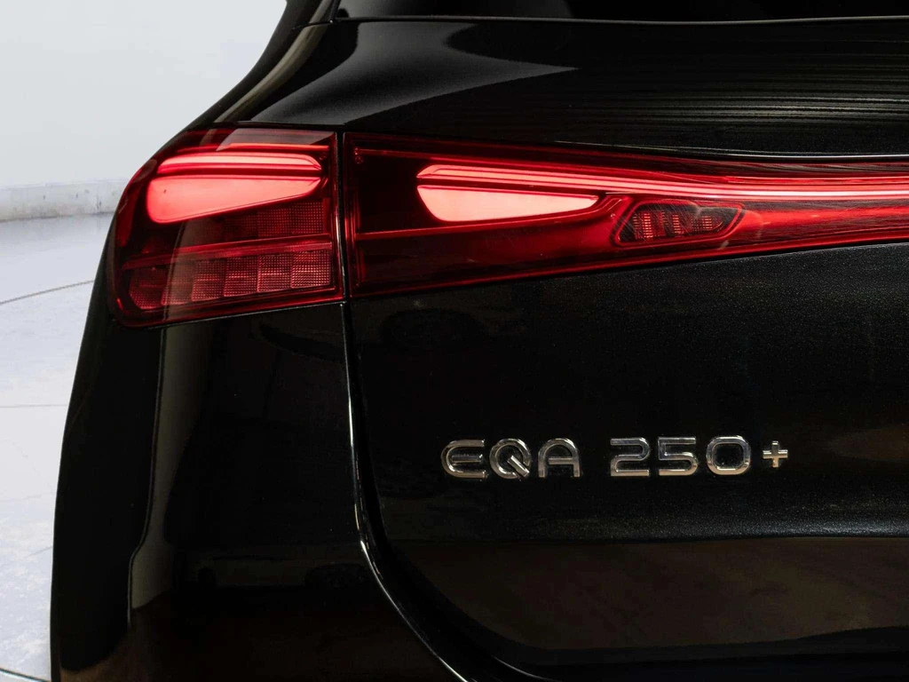 Mercedes-Benz EQA – foto 21