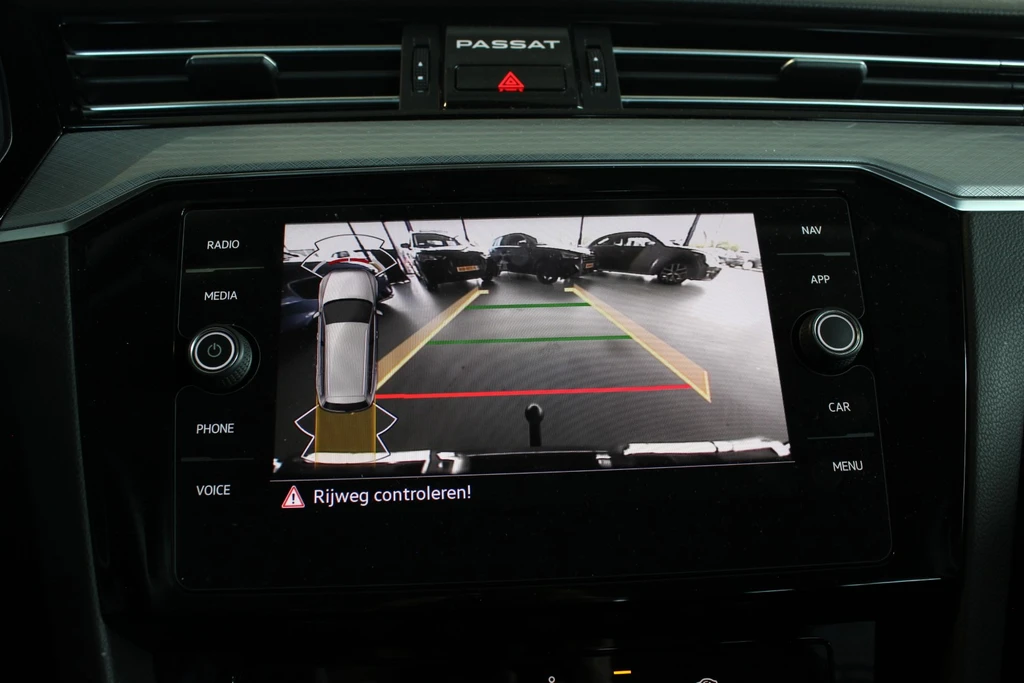 Volkswagen Passat – foto 14