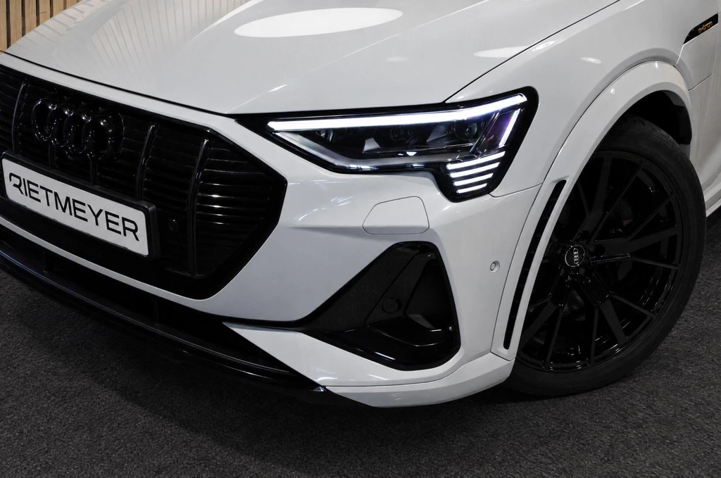 Audi e-tron – foto 26