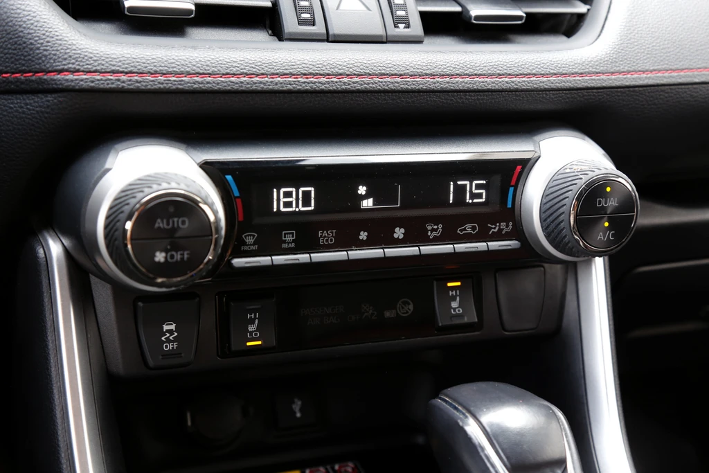 Toyota RAV4 – foto 32